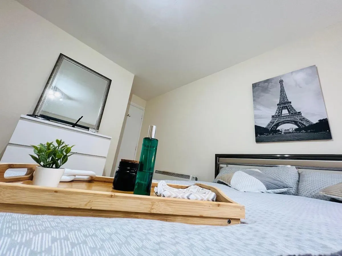 Апартаменты Peaceful 2 Bedroom Flat With Free Parking Эдинбург Великобритания